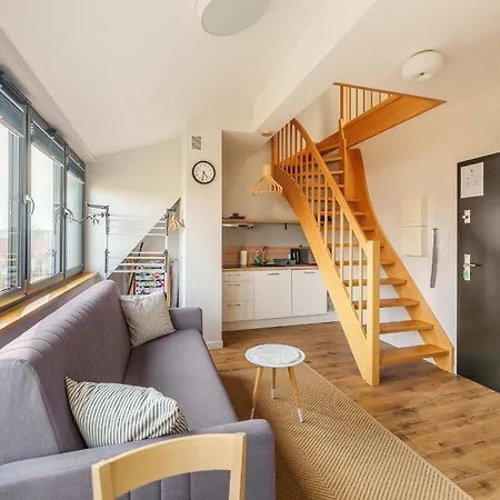 Apartmán Kolo Brzegu 48 *