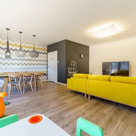 Apartmán Kolo Brzegu 48